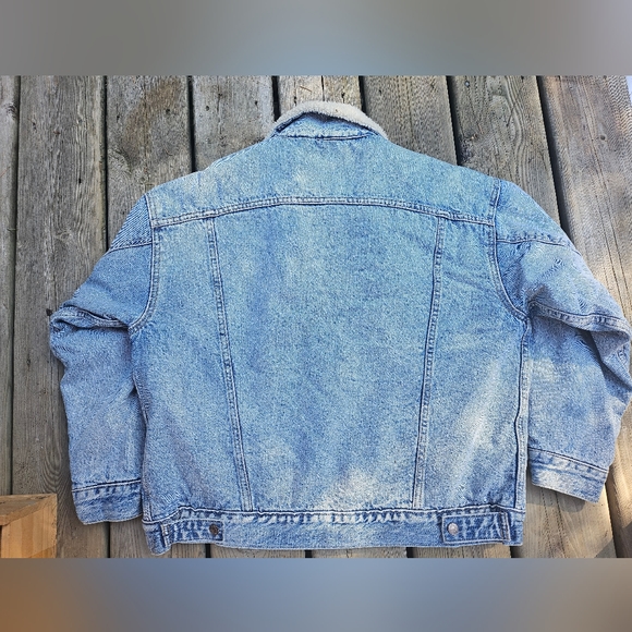 Levi's Sherpa denim trucker jacket, size small - Picture 4 of 5